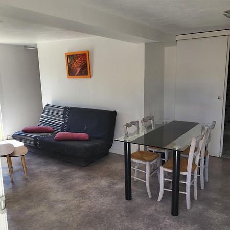 Sollies-Ville Jolie T2 Independant Dans Une Villa מראה חיצוני תמונה